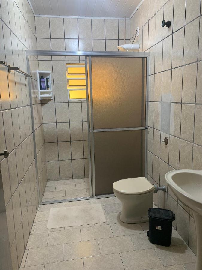 Casa Agradavel Ha 80 Metros Praia Toninhas 乌巴图巴 外观 照片